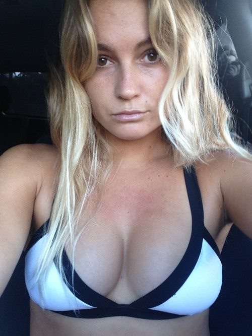 Alana Blanchard foto intime 38